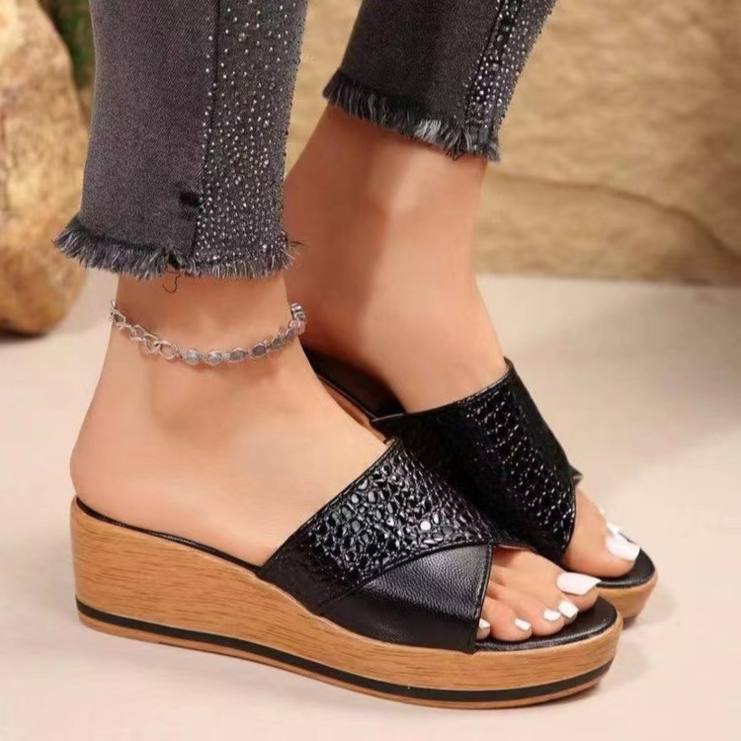 Down To Earth Mid Heel Sandals (2 Variants)