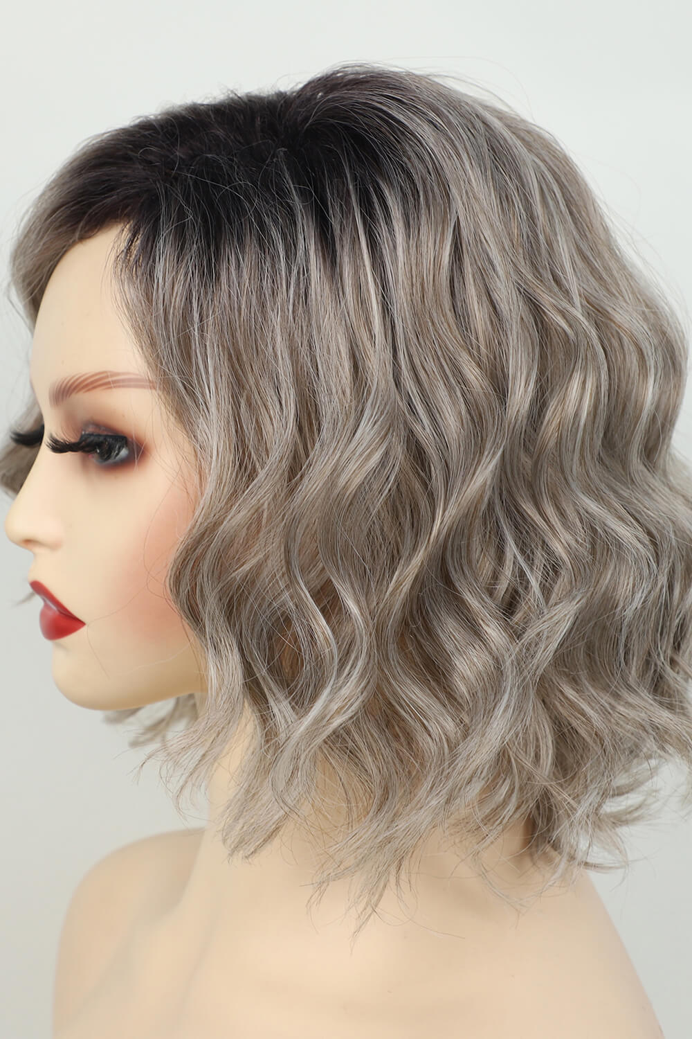 4'' Gray/White Synthetic Short Wavy Wig