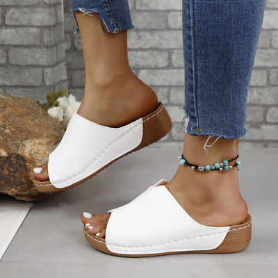 Centered & Focused Sandals (3 Variants)