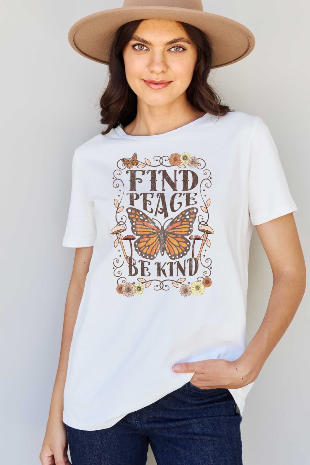 FIND PEACE BE KIND Graphic T-Shirt (Regular-Full Sizes)