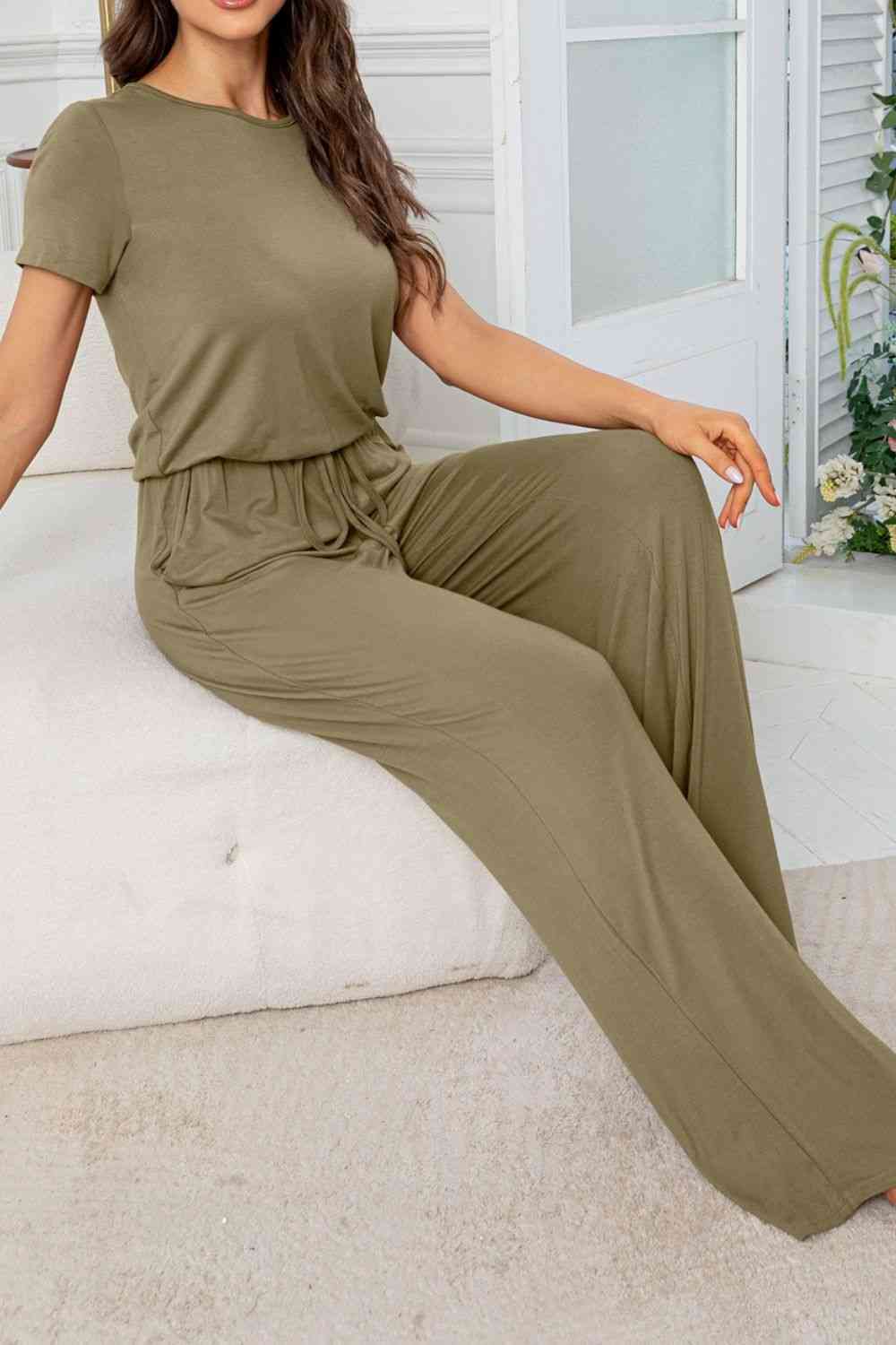 Round Neck Open Back Jumpsuit with Pockets (3 Variants)