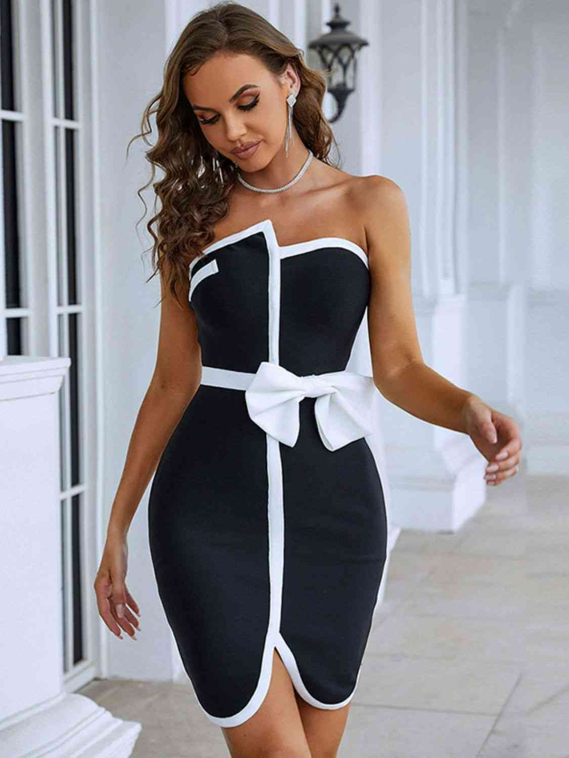 Classy Contrast Strapless Bow Detail Mini Dress