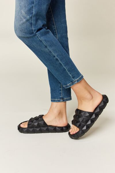 Bold Diva Pyramid Stud Toe Foot-bed Sandals