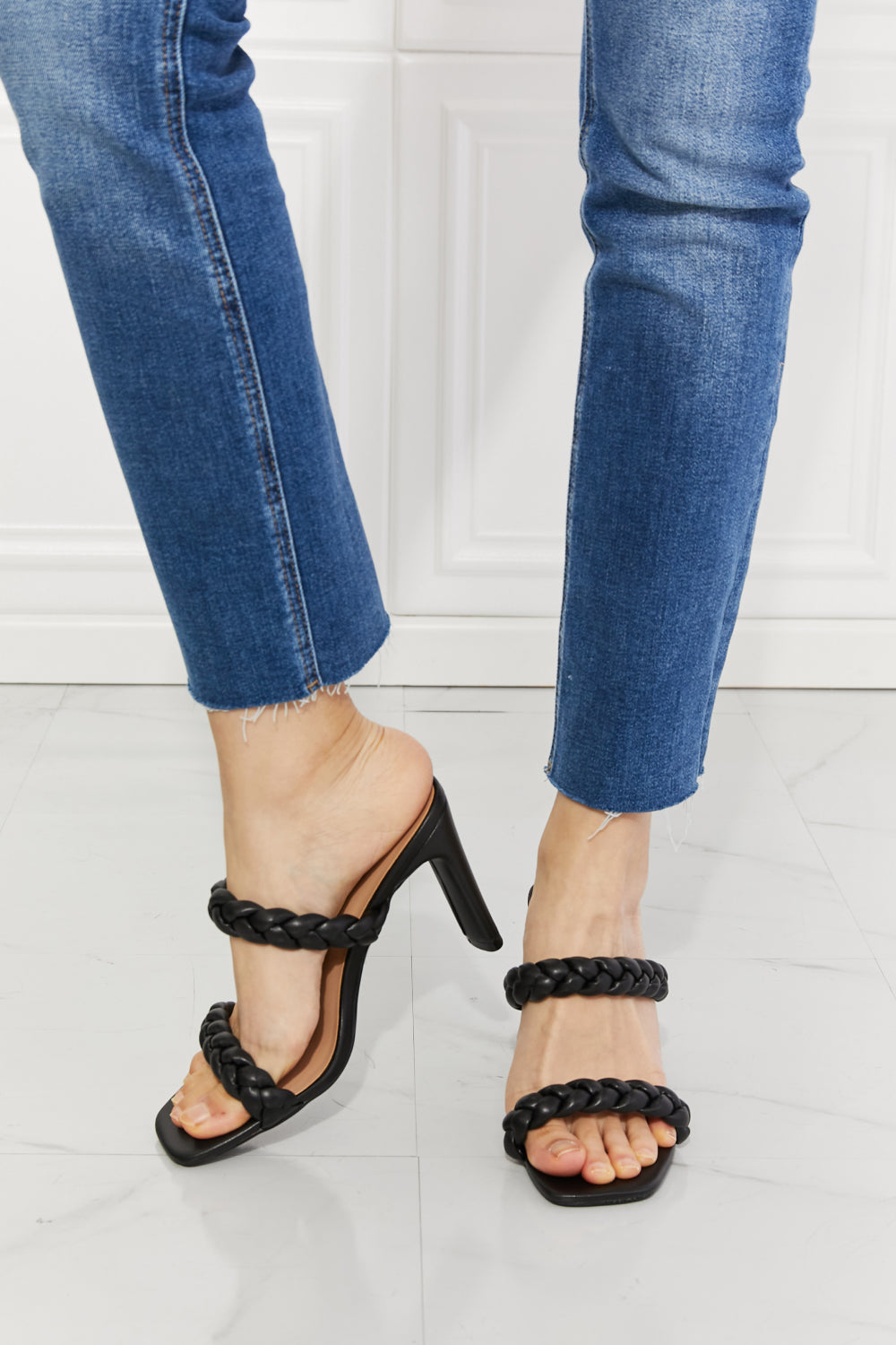 Double Braided Block Heel Sandals (Black)