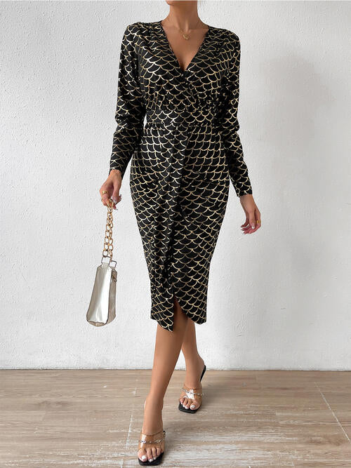 Black and Gold Mermaid Scale Pattern Long Sleeve Slit Dress