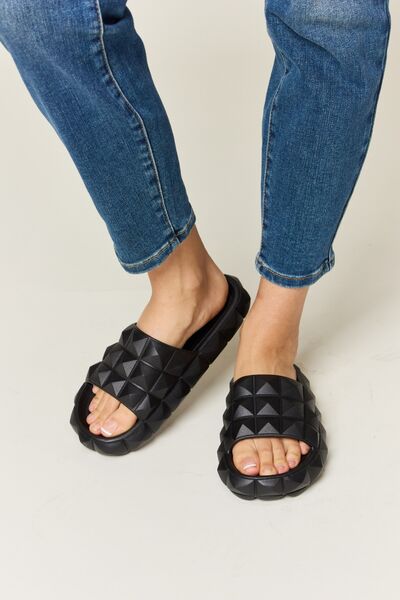 Bold Diva Pyramid Stud Toe Foot-bed Sandals