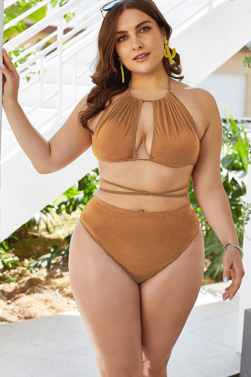 Plus Size Cutout Tied Backless Bikini Set (4 Variants)