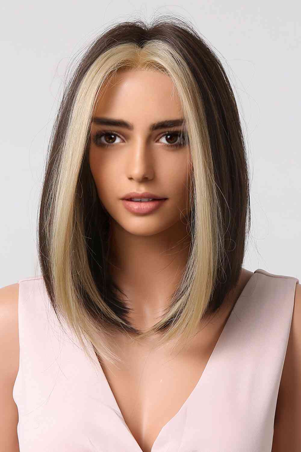 9'' Straight Brown Synthetic Bob Wig With Blonde Bangs